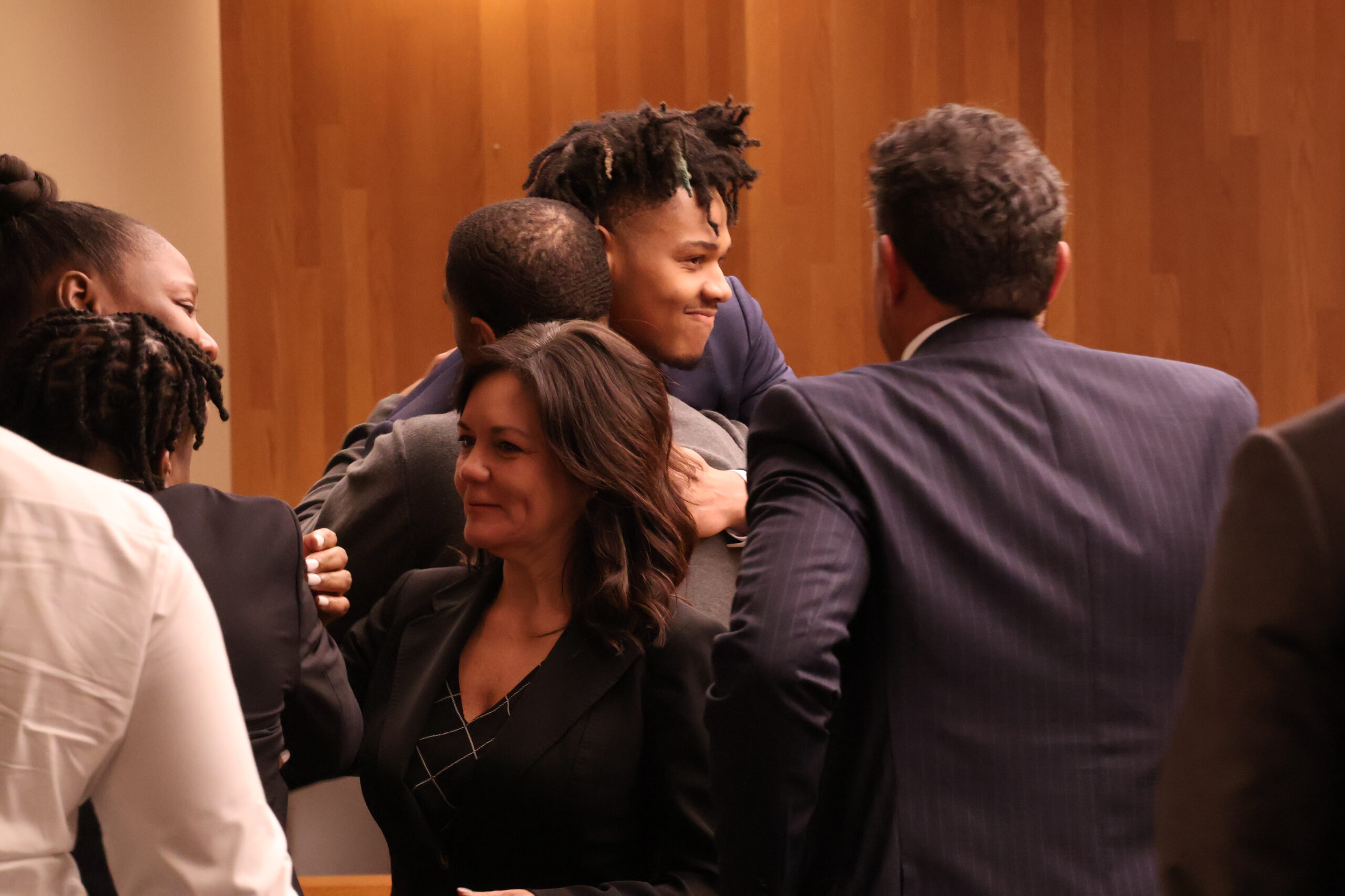 Douglas County jury finds former Illinois basketball player not guilty ...